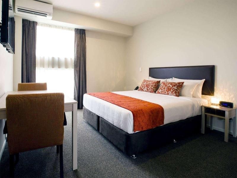 Ramada Suites by Wyndham Christchurch City image