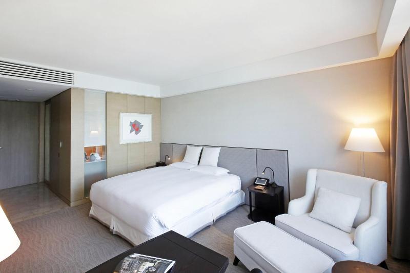 Samsung Hotel Geoje image