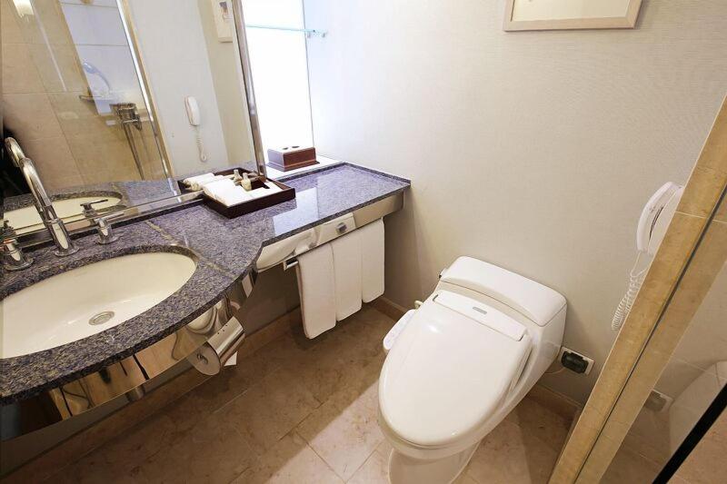 Samsung Hotel Geoje image