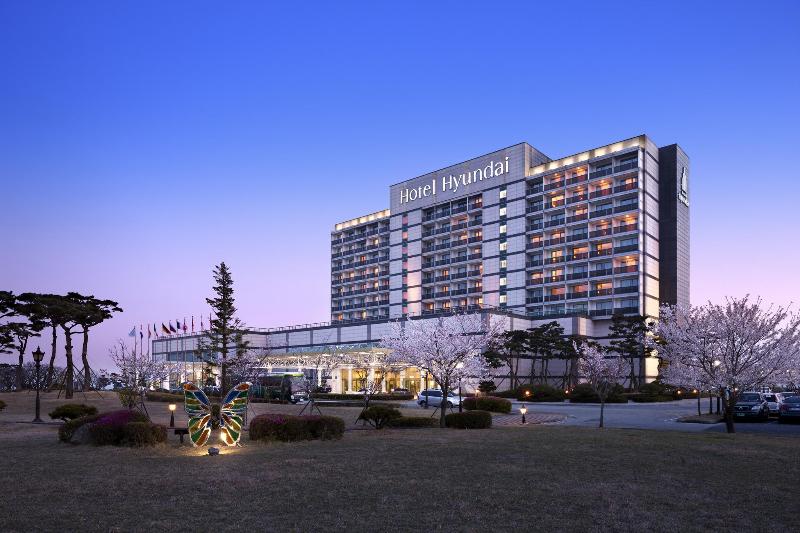 Hotel Hyundai Mokpo image