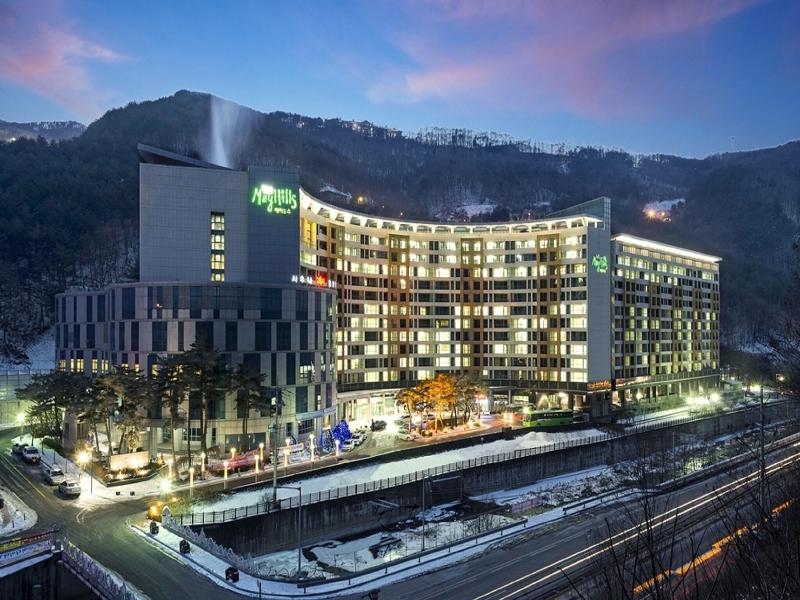 May Hills Resort (Ex. Sundail Resort)