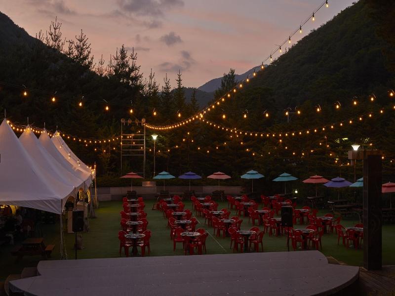 May Hills Resort (Ex. Sundail Resort)