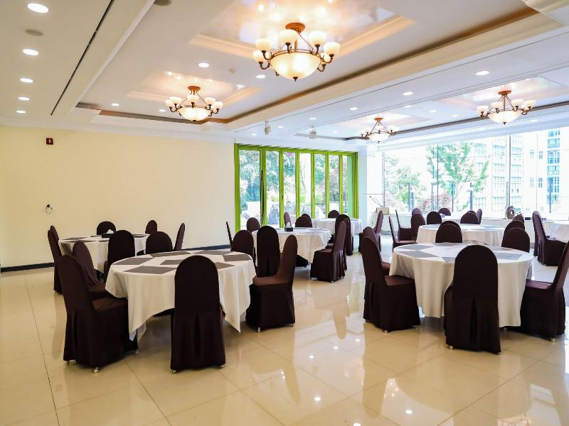 Hotel Kabo image