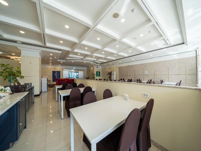Hotel Kabo image
