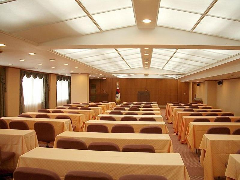 Suanbo Park Hotel