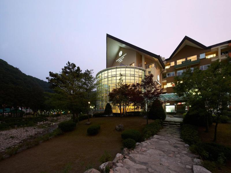 Sanjunghosu Hanwha Resort image
