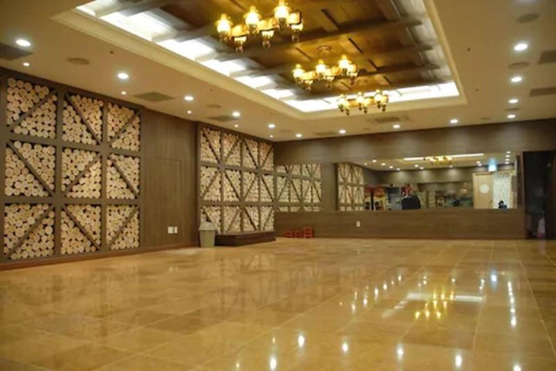 Eden Valley Resort image