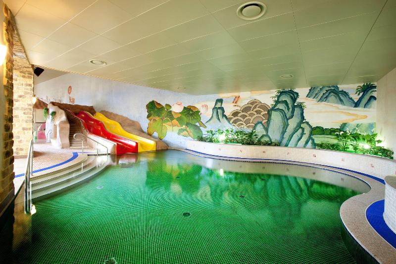 Lotte Buyeo Resort image