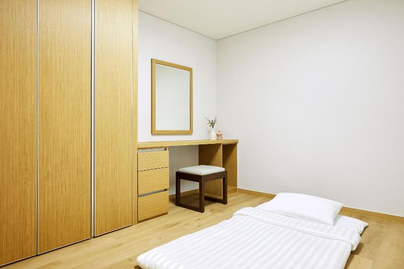 Lotte Buyeo Resort image
