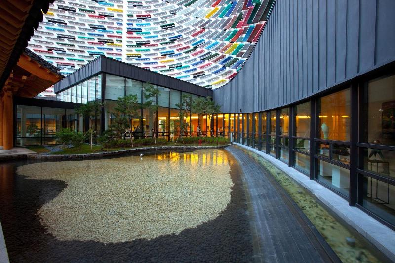 Lotte Buyeo Resort image