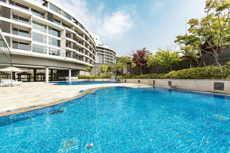 Lotte Buyeo Resort image