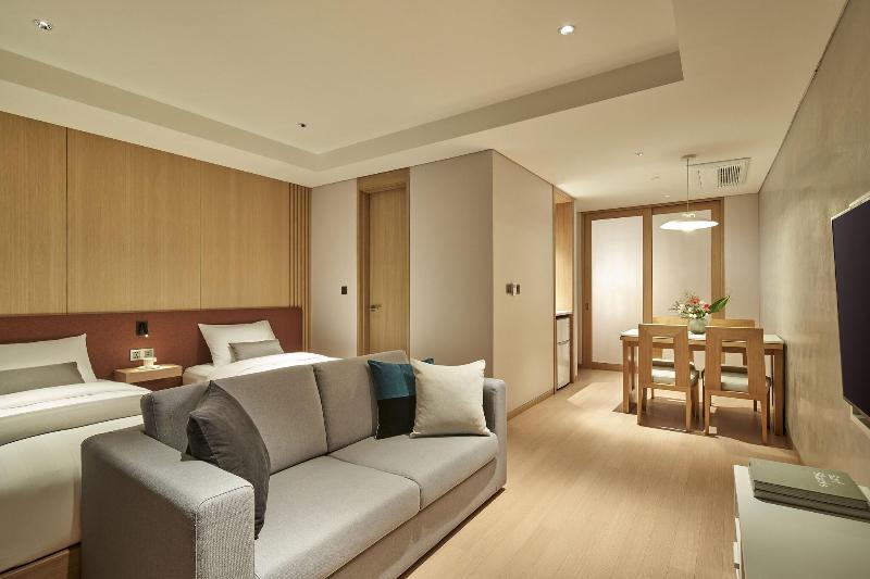 Lotte Buyeo Resort image