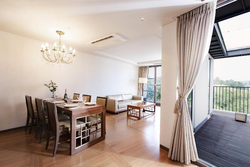 Lotte Buyeo Resort image