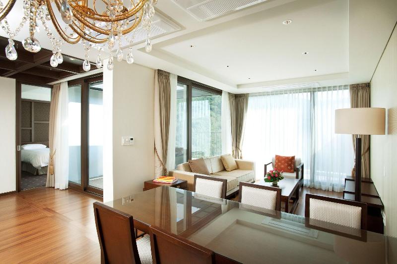 Lotte Buyeo Resort image