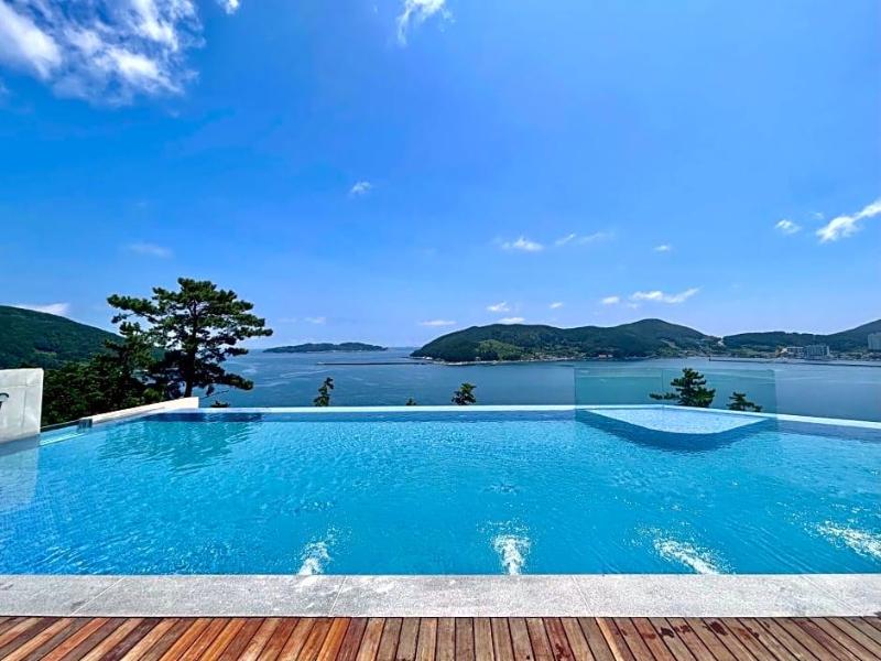 Tourist Hotel Sang Sang House image