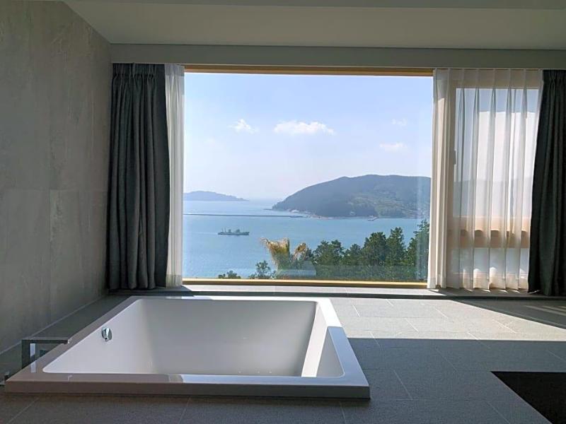 Tourist Hotel Sang Sang House image