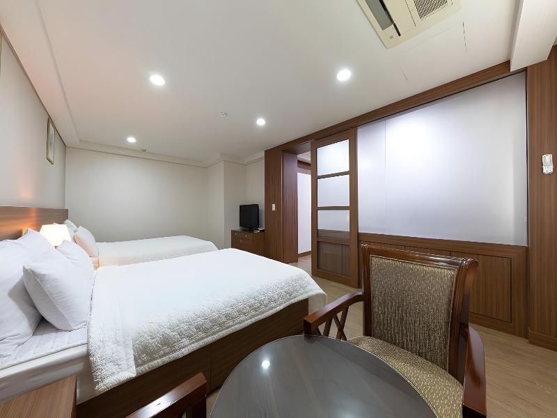Juwangsan Spa Tourist Hotel image