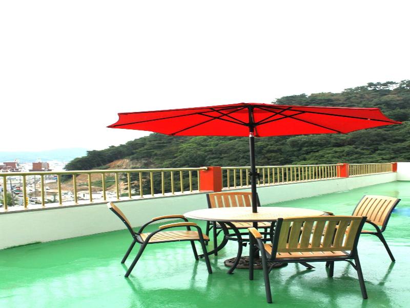 Tongyeong Anchovy Tourist Hotel image