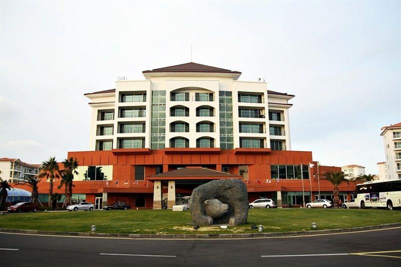 Jeju Raon Hotel & Resort image