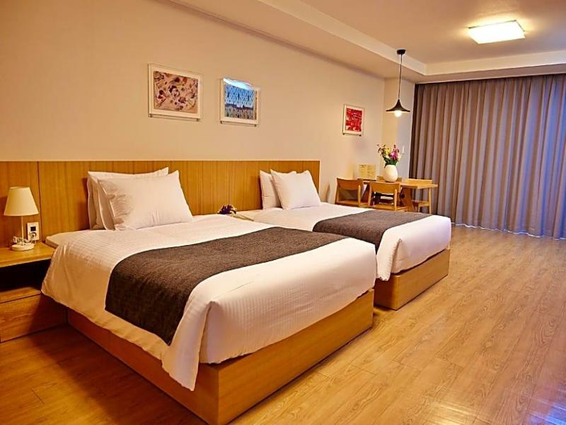 Luceville Resort image