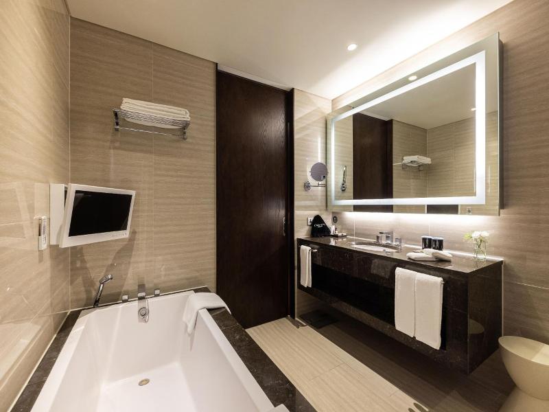 Oakwood Premier Incheon image