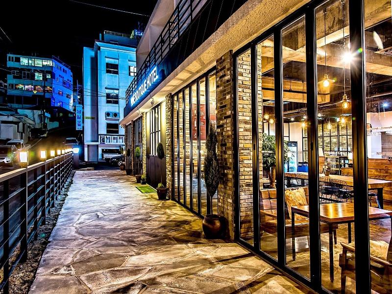 Nine Boutique Hotel