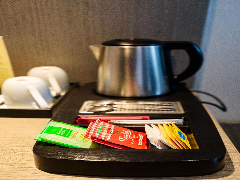 Best Western Plus Maple Leaf image