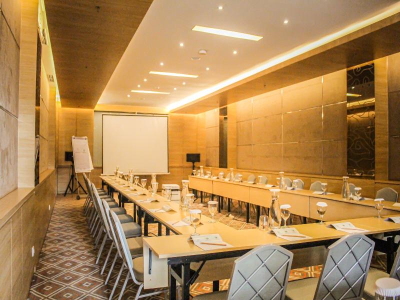Pesona Alam Resort & Spa Puncak image