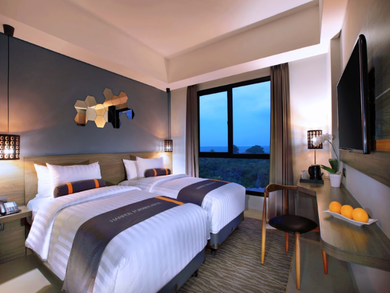 Harper Purwakarta by ASTON image