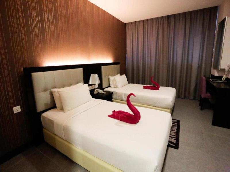 The Grand Campbell Hotel image