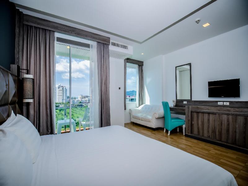 Addplus Hotel & Spa image