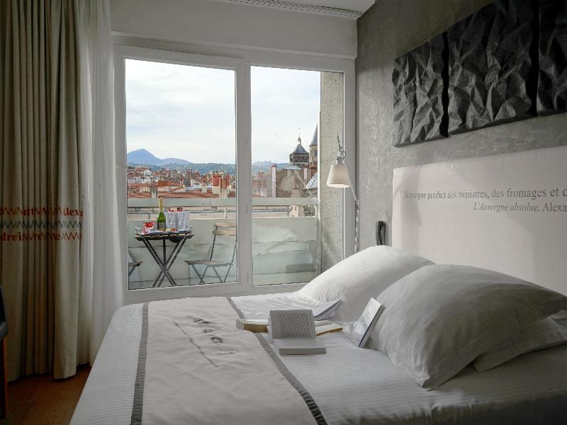 Hotel Litteraire Alexandre Vialatte, BW Signature image