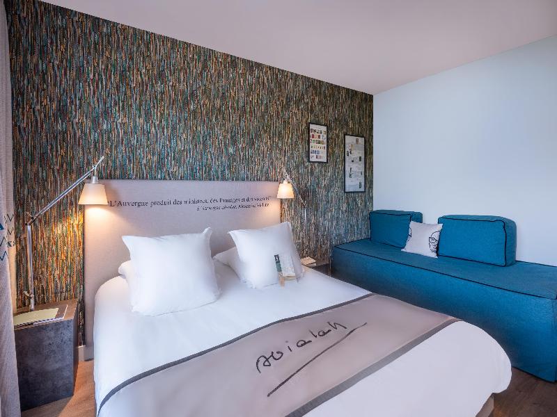 Hotel Litteraire Alexandre Vialatte, BW Signature image