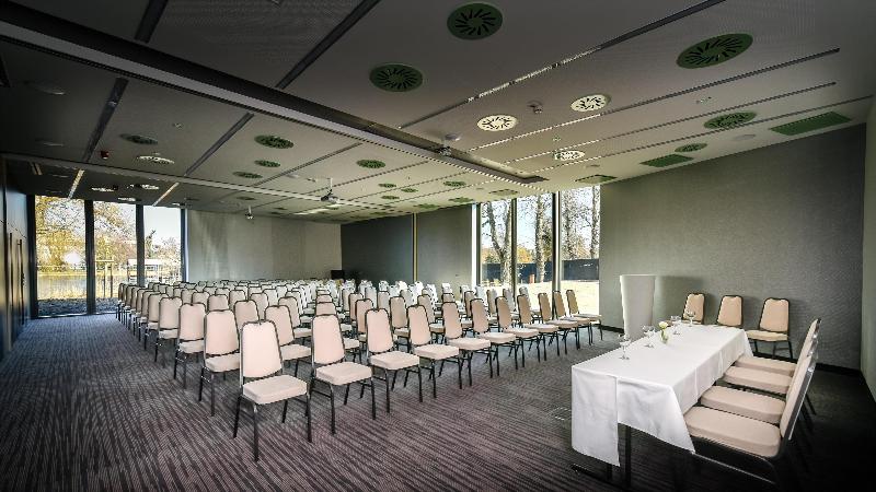 Best Western Plus Lakeside Hotel image