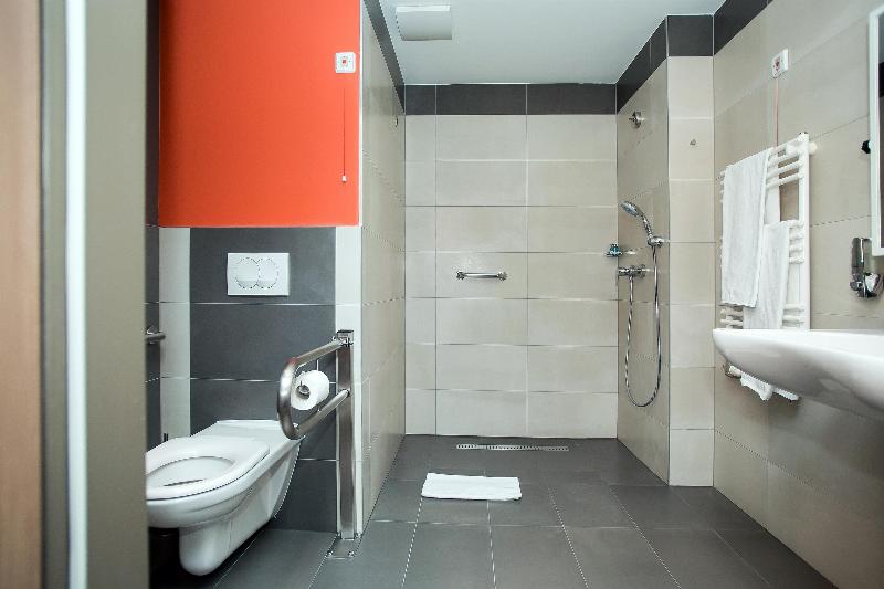 Best Western Plus Lakeside Hotel image