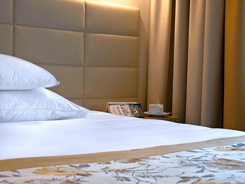 Hotel Petropol image