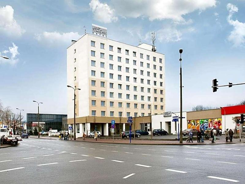 Hotel Petropol image
