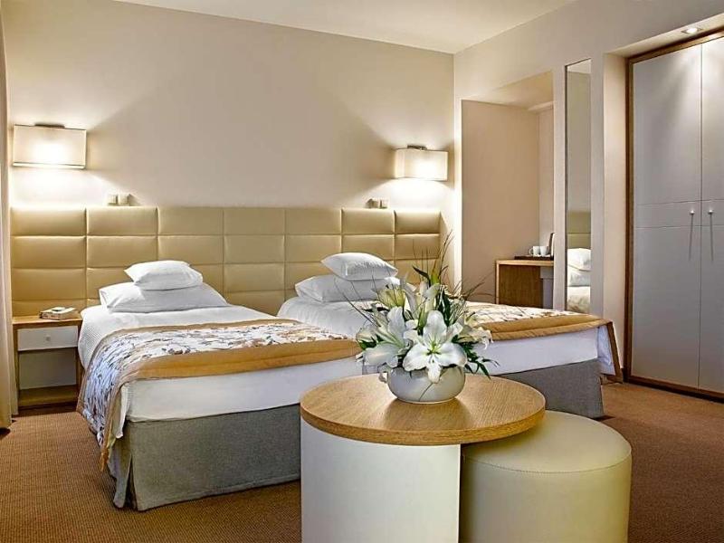 Hotel Petropol image