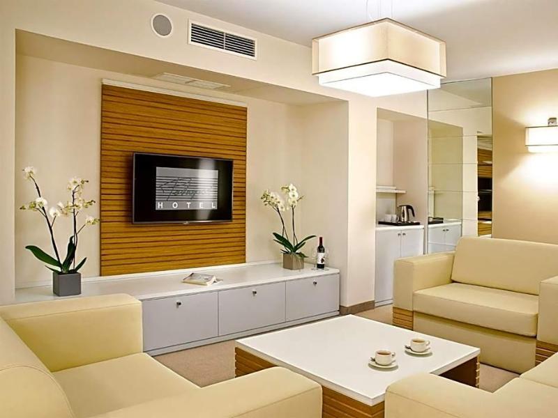 Hotel Petropol image