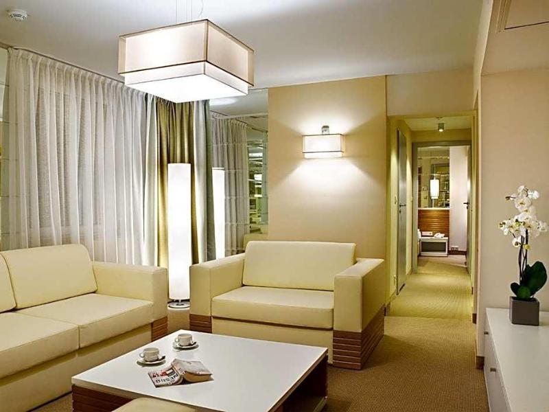 Hotel Petropol image