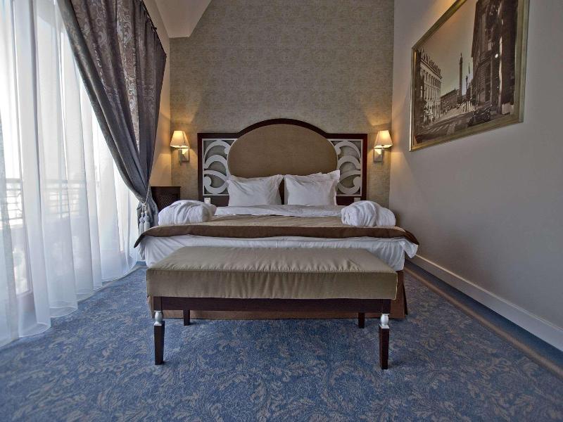 BEST WESTERN PLUS Hotel Dyplomat image