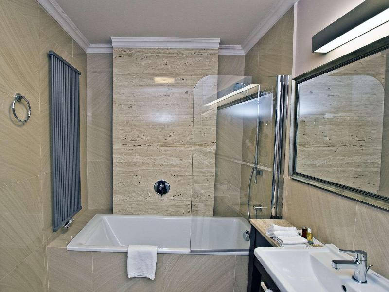 BEST WESTERN PLUS Hotel Dyplomat image