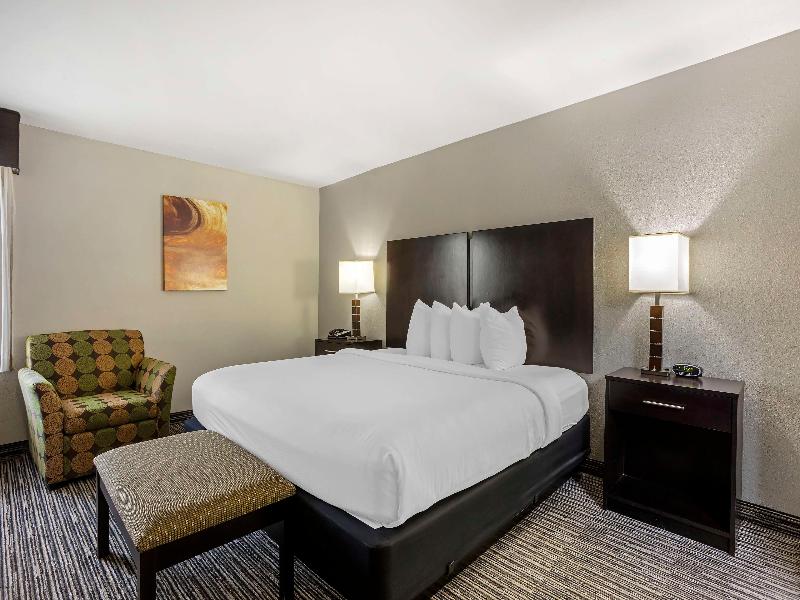 Best Western Plus Jonesboro Inn & Suites image