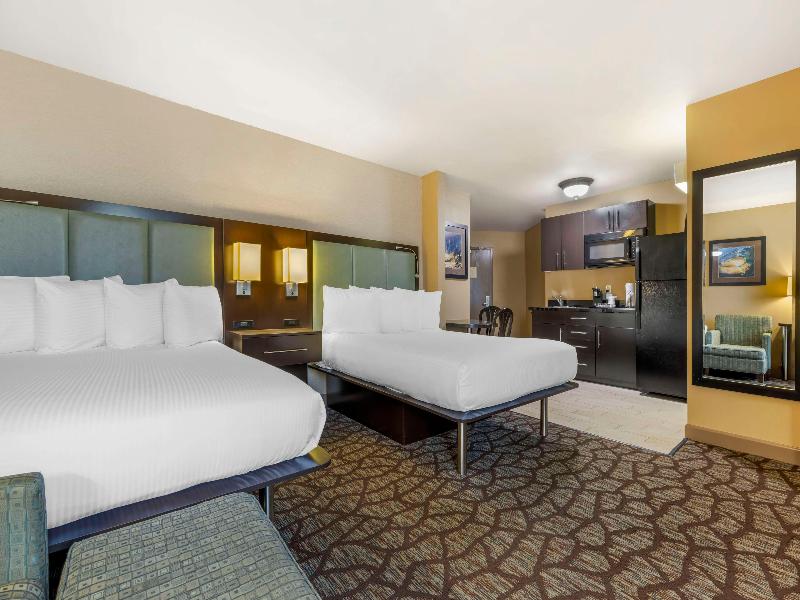 Best Western Plus Oceanside Palms image