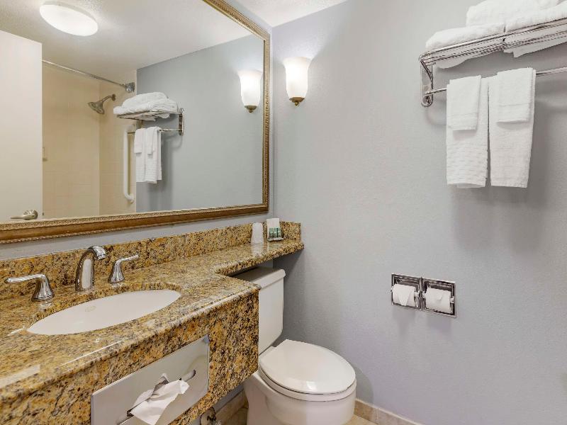 Best Western Hartford Hotel & Suites image