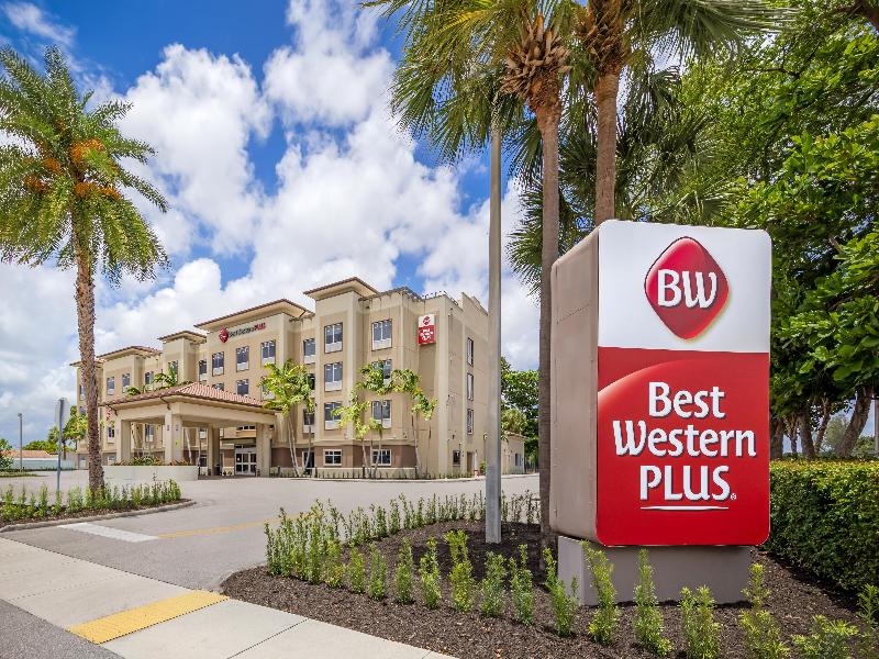 Best Western Plus Miami Airport North Hotel & Suit image