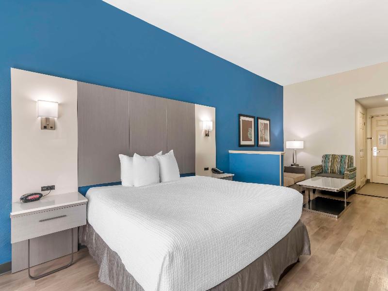 Bw Plus Lake Lanier Gainesville Hotel & Suites image