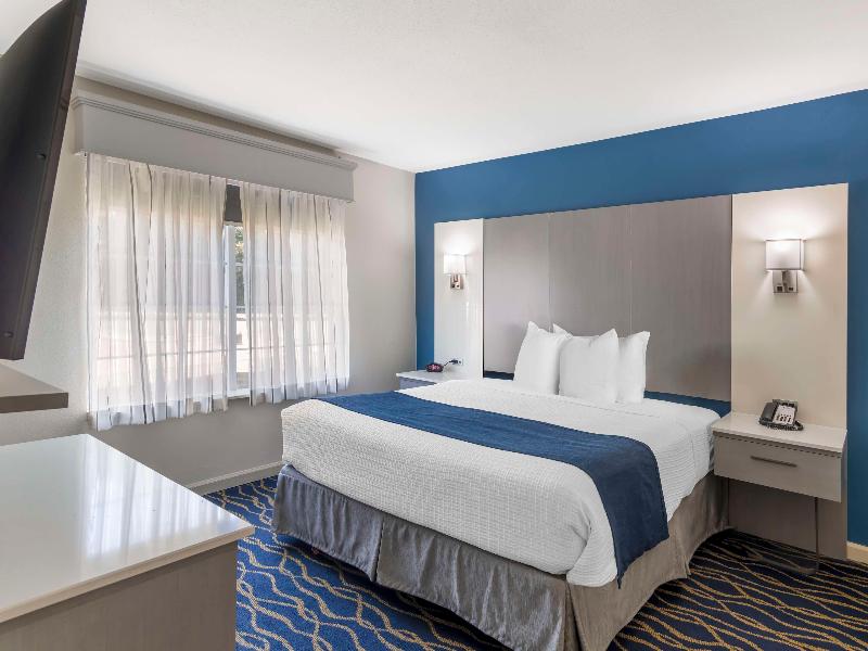 Bw Plus Lake Lanier Gainesville Hotel & Suites image