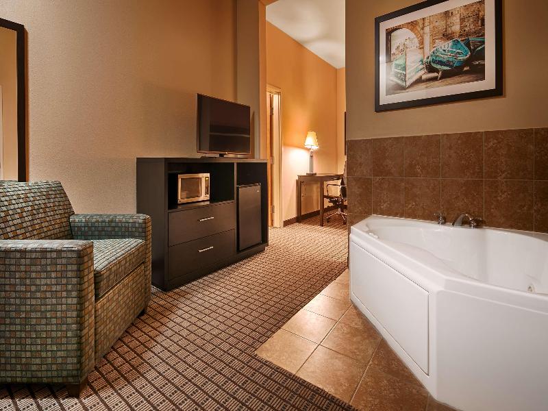 Best Western Plus Pontoon Beach image