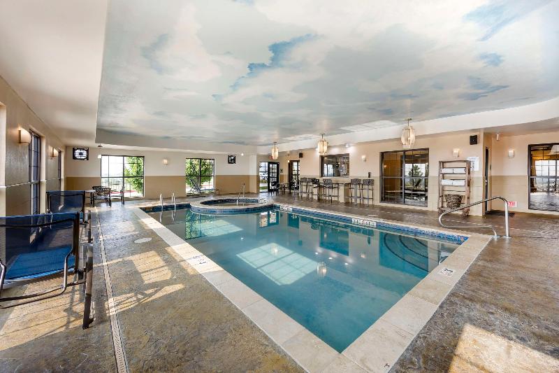 Best Western Plus Emerald Inn & Suites image